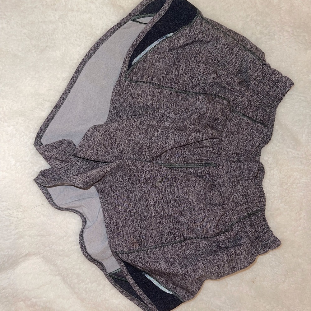 Lululemon hotty hot shorts size 2!!